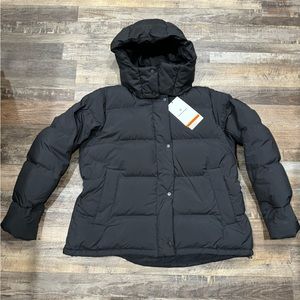 BRAND NEW Lululemon Wunder Puff Jacket - black (size 12)